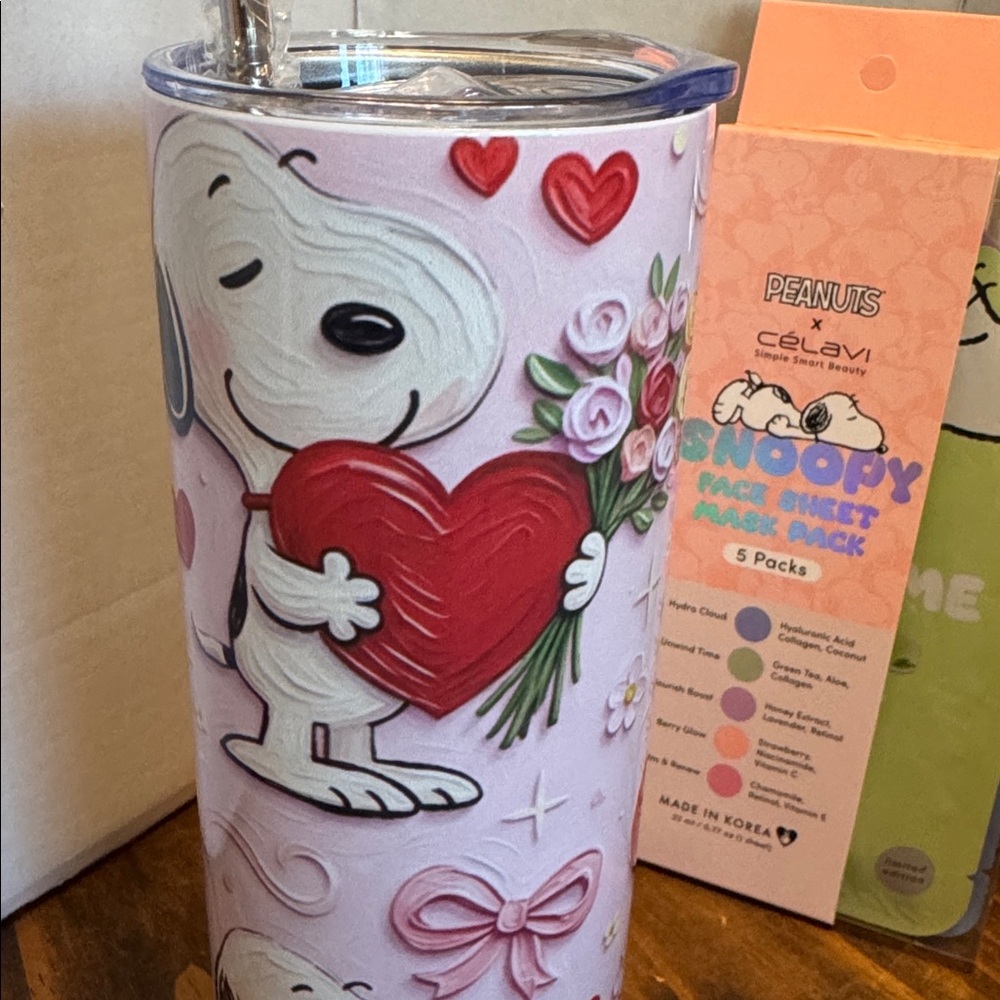 Snoopy Pink Tumbler with Celavi Face Masks, Coin Purse - Picture 5 of 9